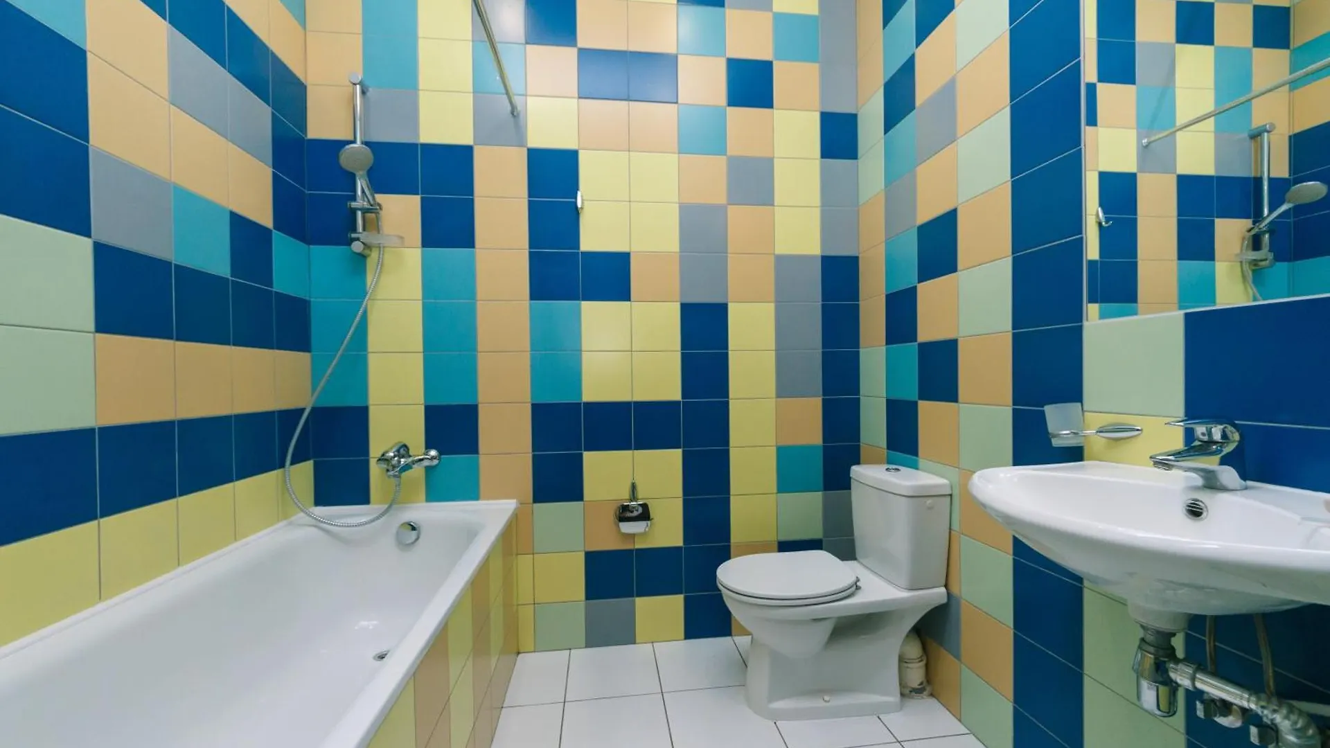 Lux Near Maidan, Khreschutyk 3Br Διαμέρισμα Κίεβο