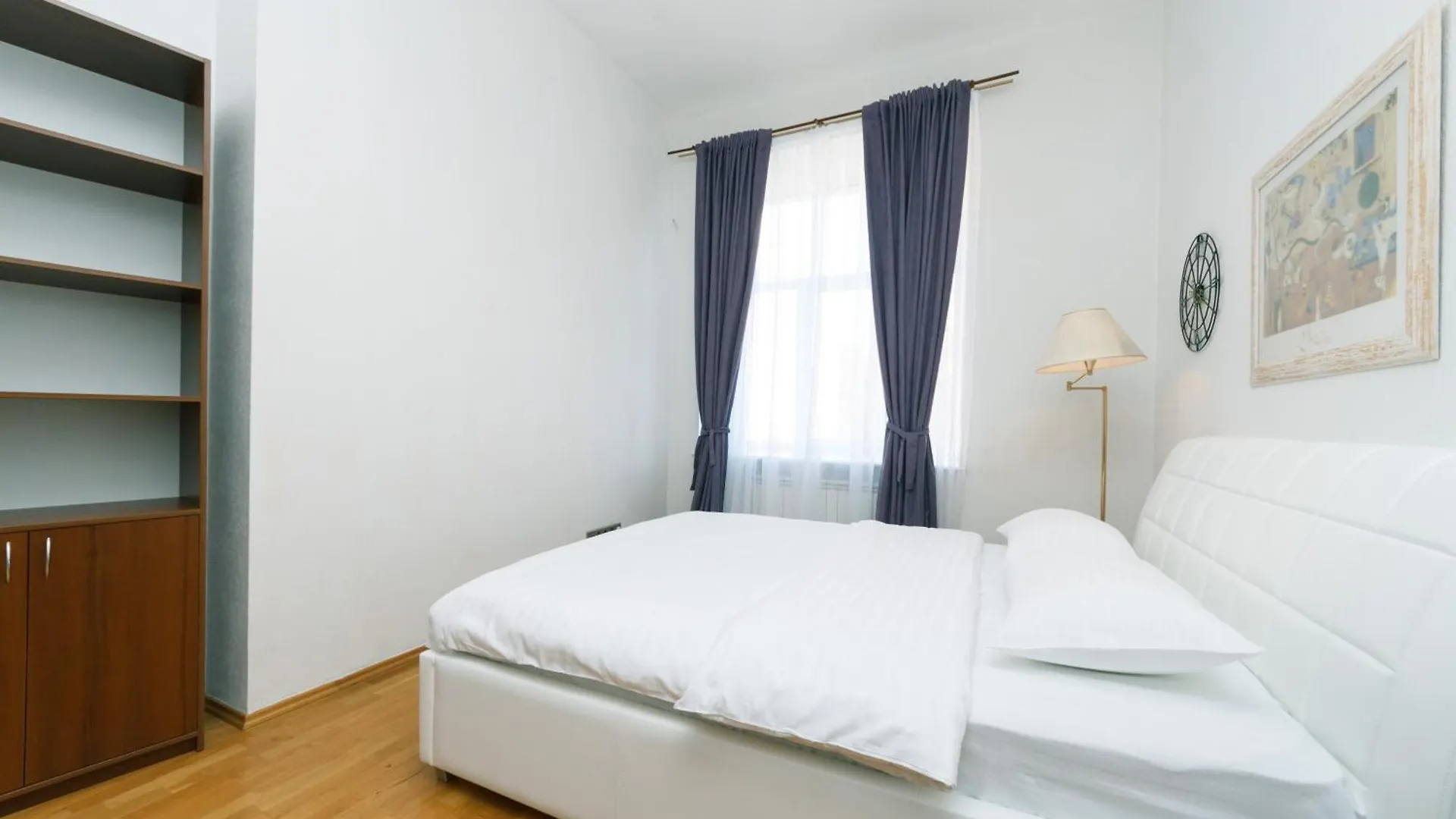 Lux Near Maidan, Khreschutyk 3Br Διαμέρισμα Κίεβο