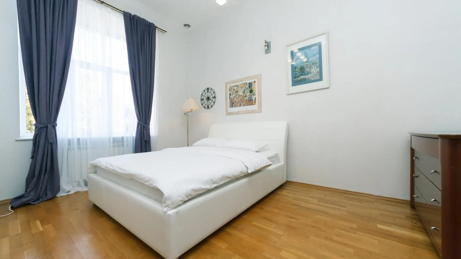 Lux Near Maidan, Khreschutyk 3Br Διαμέρισμα Κίεβο